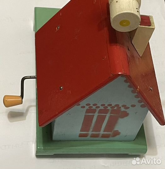 Игрушка музыкальная СССР Зайки дом