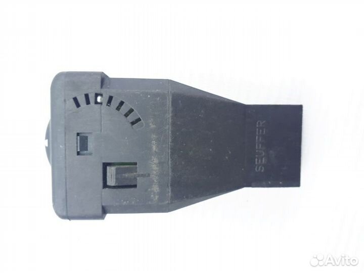 Выключатель, регулятор освещения приборной панели