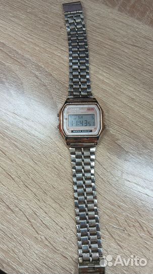 Часы Casio