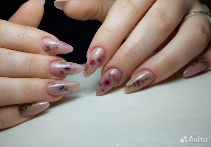 Наращивание ногтей