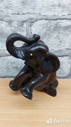 Статуэтка слон