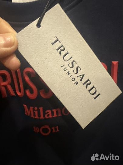 Костюм trussardi новый