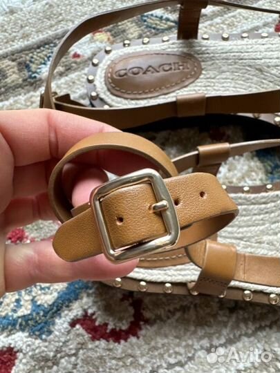Сандалии Coach