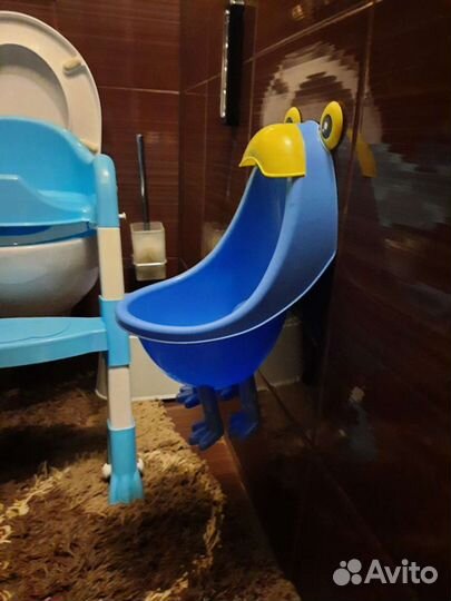 Сиденье на унитаз, писуар