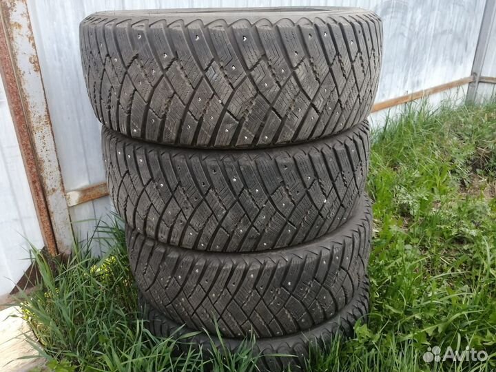 Goodyear Ultragrip Ice Arctic 165/65 R16