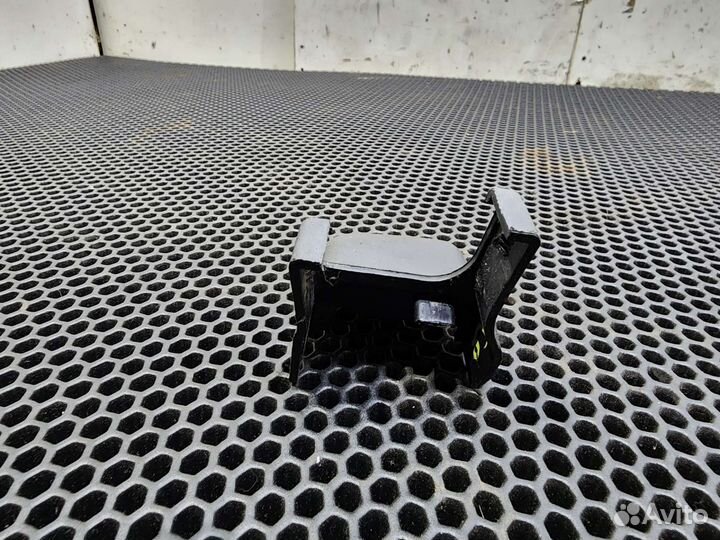 Заглушка правая Kia Ceed JD G4FG 2014