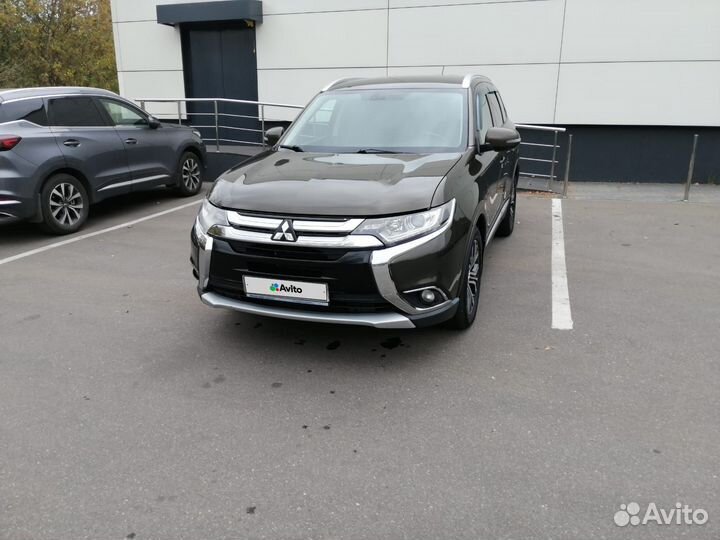 Mitsubishi Outlander 2.4 CVT, 2015, 84 000 км