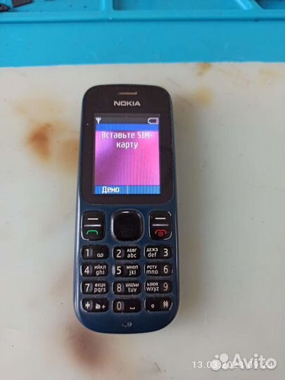 Телефон Nokia 100