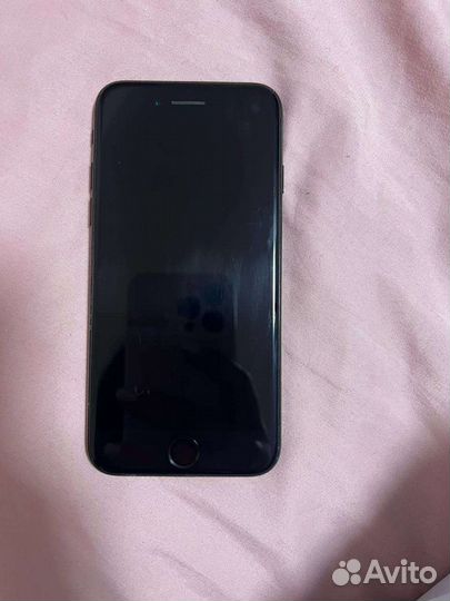 iPhone 7, 32 ГБ