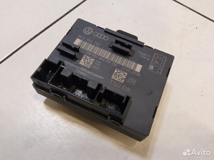 Блок управления дверями Audi А4 В8 8K2