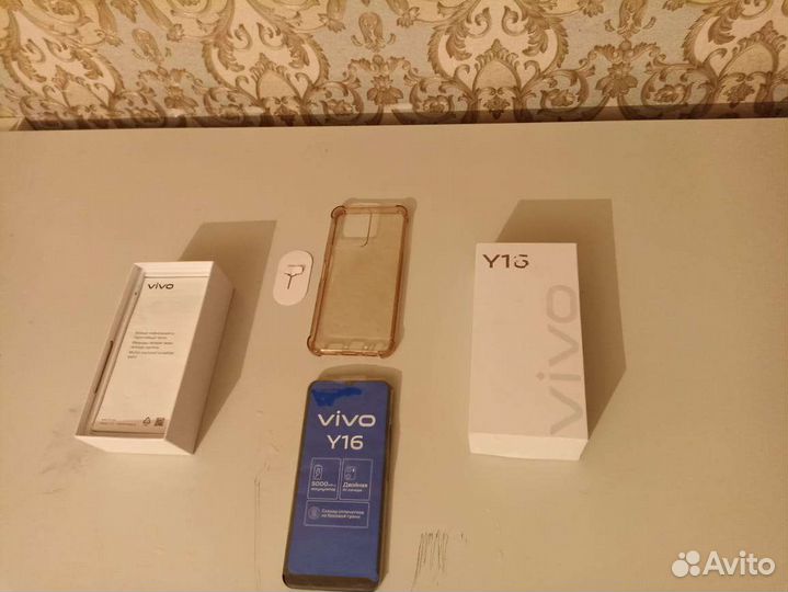 Телефон vivo y16