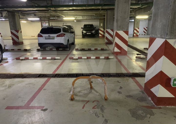 Машиноместо, 13 м²