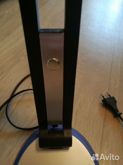 Лампа настольная