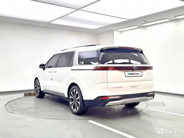 Kia Carnival 2.2 AT, 2021, 33 200 км