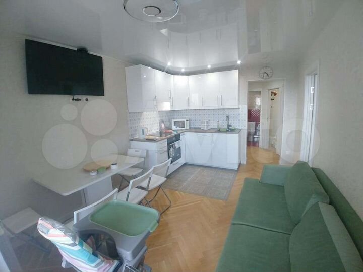 1-к. квартира, 42 м², 8/12 эт.