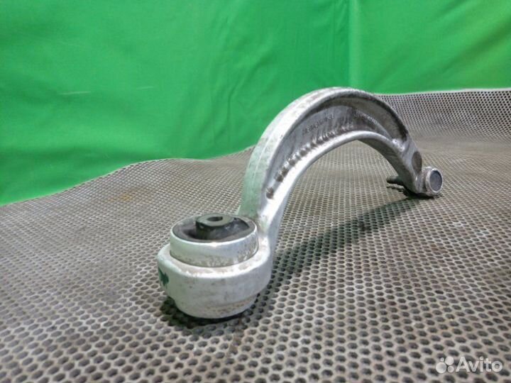 Рычаг подвески передний правый Audi A4 B8