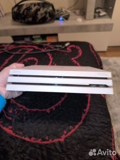 Sony PlayStation 4 ps4 pro 1tb