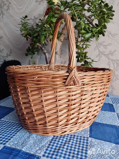 Корзины плетеные из лозы