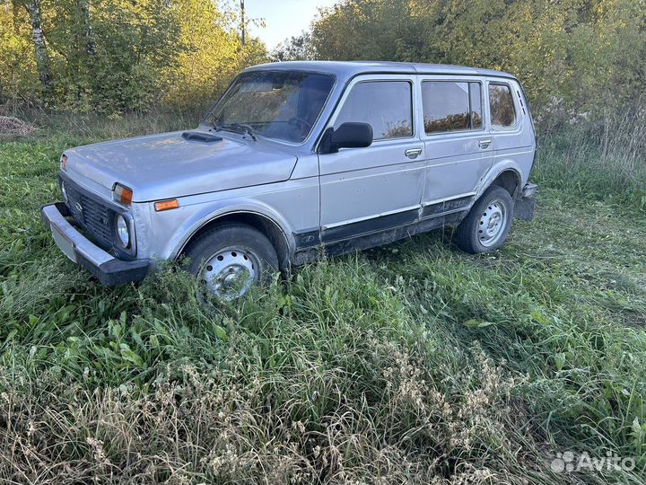 LADA 4x4 (Нива) 1.7 МТ, 2010, 180 000 км