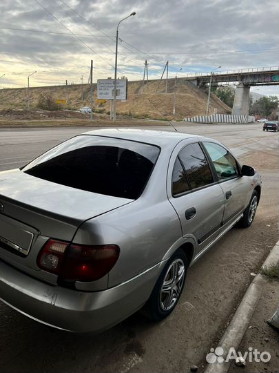 Nissan Almera 1.5 МТ, 2005, битый, 237 000 км