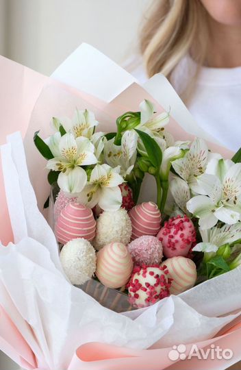 Клубника в шоколаде букеты