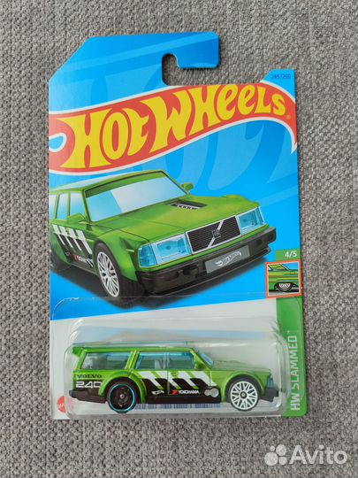 Hot Wheels Volvo 240 Drift Wagon