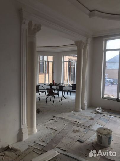 Установка карнизов и гипсовых изделий