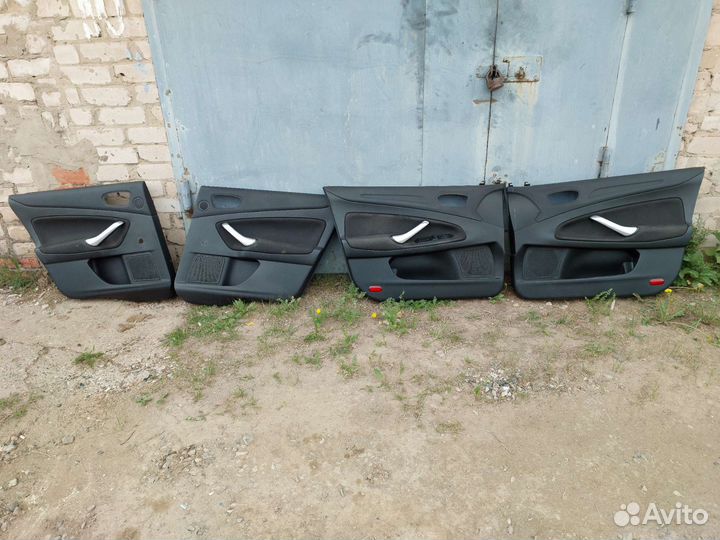 Комплект дверных карт Ford Mondeo 4