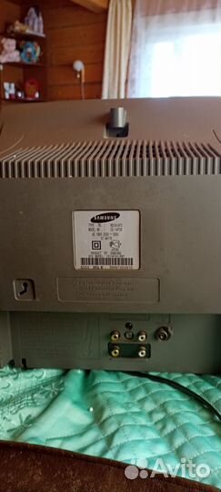 Телевизор samsung