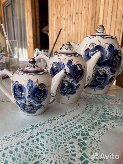 Чайники Гжель