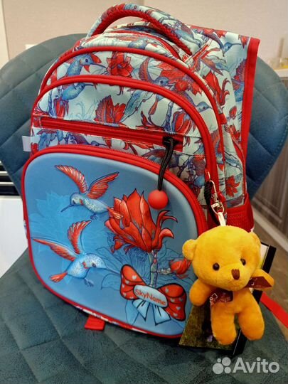 Новый рюкзак ортопедический для девочки школьный