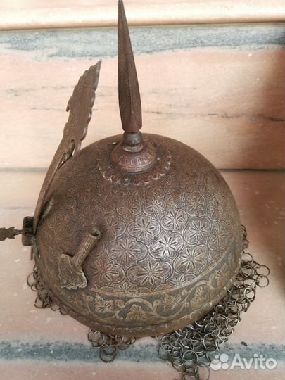 Шлем стальной.Доспех.Наручи.Персия