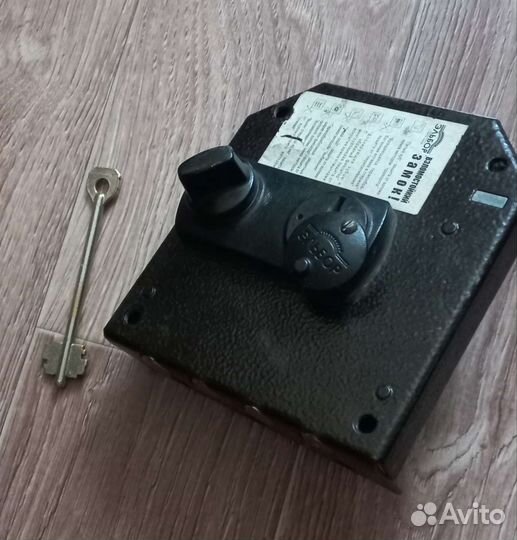 Дверной замок рабочий эльбор гранит