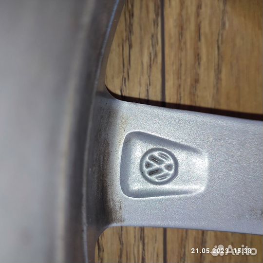 Диск литой Tiguan 5N0601025 aj