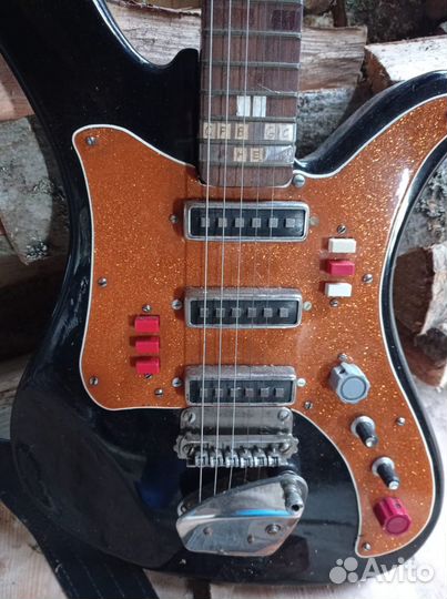 Электрогитара 