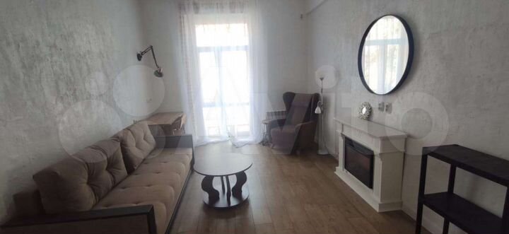 2-к. квартира, 60 м², 2/4 эт.