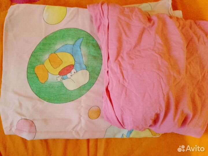 Простыни на резинке новые и б/у