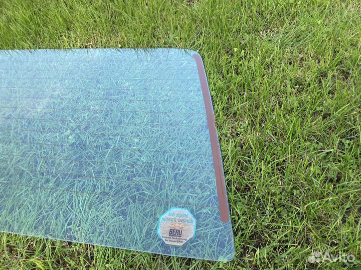 Стекло крышки багажника VW Passat B2 Variant