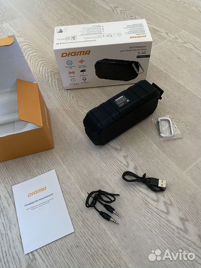 Портативная колонка