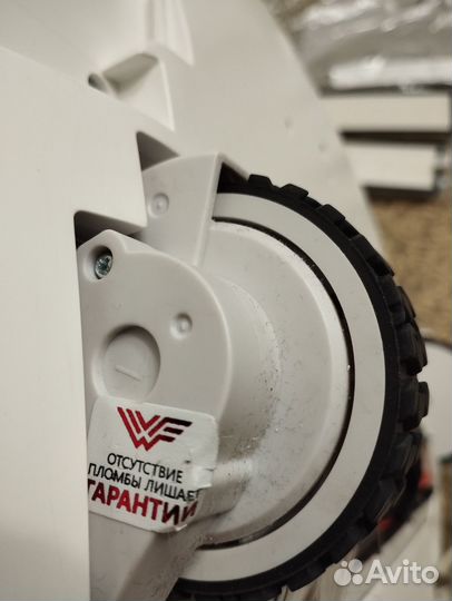 Робот пылесос xiaomi mi robot vacuum mop essential