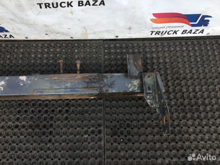 Усилитель переднего бампера Daf XF105