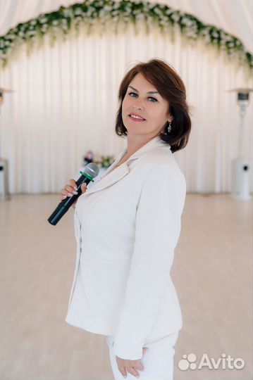 Ведущий тамада диджей