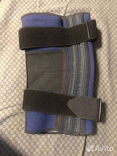 Бандаж на коленный сустав Trives