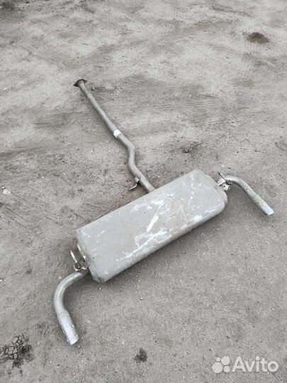 Правый глушитель toyota RAV4