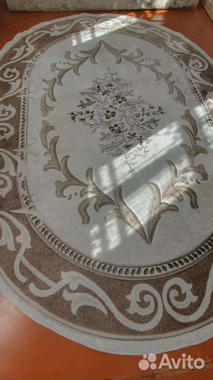 Ковер шерстяной новый