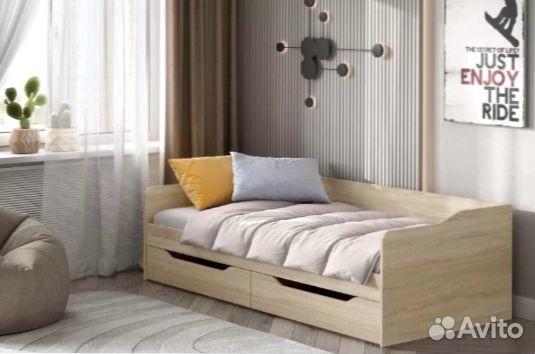 Кровать односпальная детская с бортиками