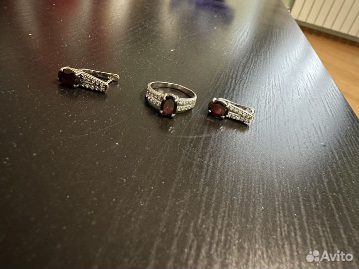 Серебряное кольцо