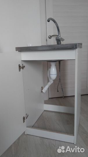Мойка с тумбой и смесителем