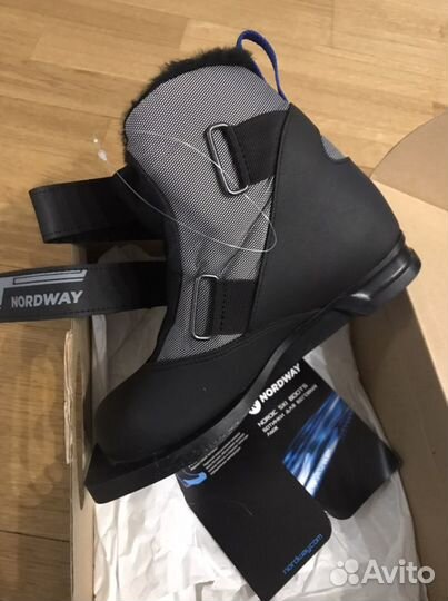 Ботинки лыжные