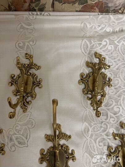 Крючок из латуни